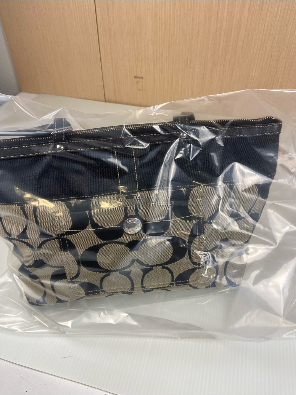 Coach 13705 Signature Gallery Tote Khaki Black Tattersall Plaid Shoulder Bag - Picture 15 of 15